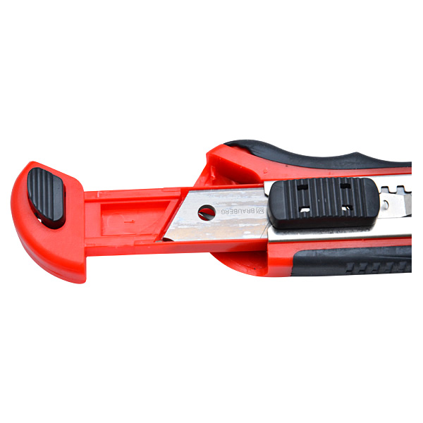 Универсальный нож Brauberg, 6 сменных лезвий Универсальный нож Brauberg, 6 сменных лезвий