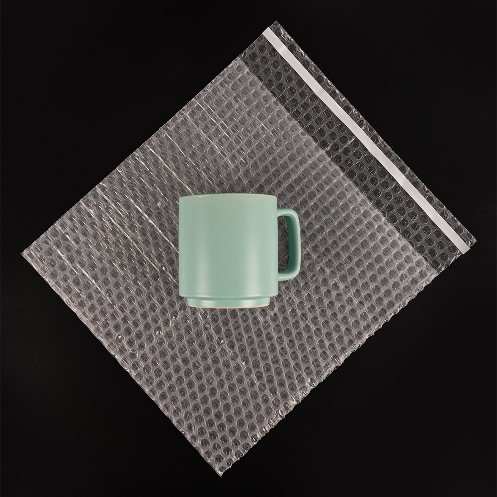 Пакет ВПП с клеевым клапаном, трёхслойный, 30*30+5 см Пакет ВПП с клеевым клапаном, трёхслойный, 30*30+5 см