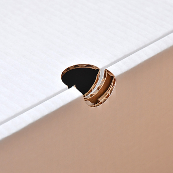 Беленая коробка для обуви №77, 300*240*130 мм Беленая коробка для обуви №77, 300*240*130 мм